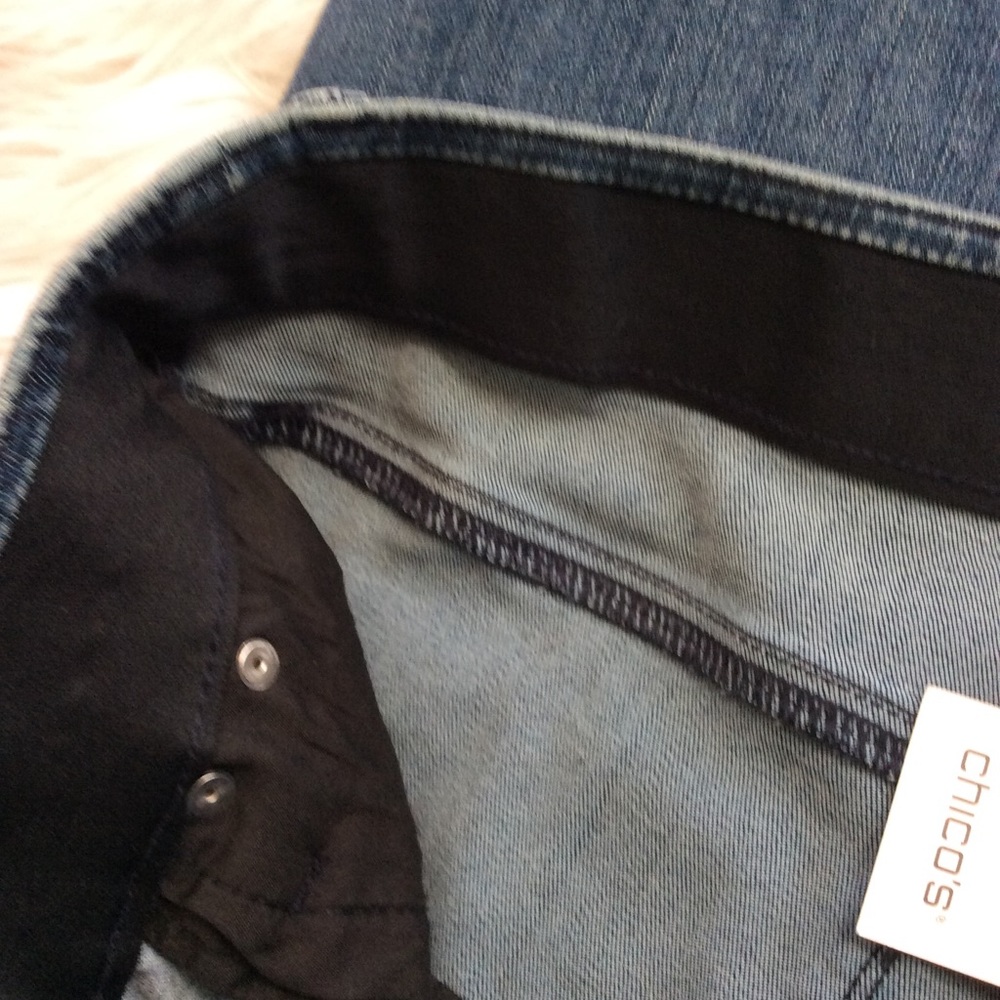 NWT Chico’s Velvet Appliqué Jegging Jeans - Picture 10 of 13